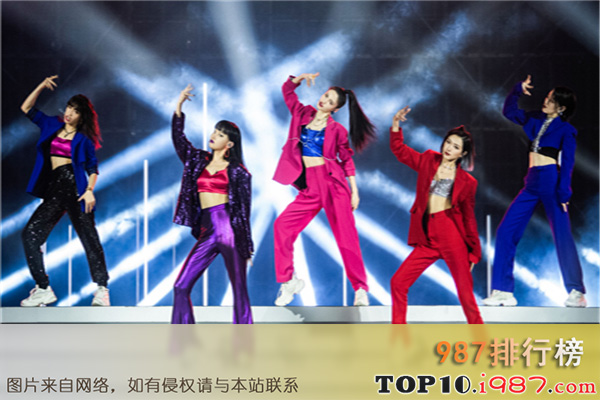 十大娱乐圈风波之乘风破浪的姐姐们的明争暗斗
