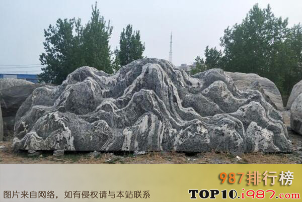 十大园林设计最常用的观景石之泰山石