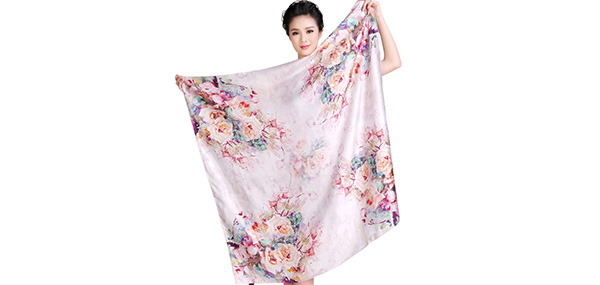 俏三娘内衣品牌LOGO图片