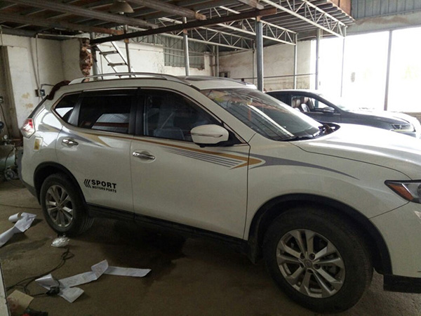 欣英车品品牌LOGO图片